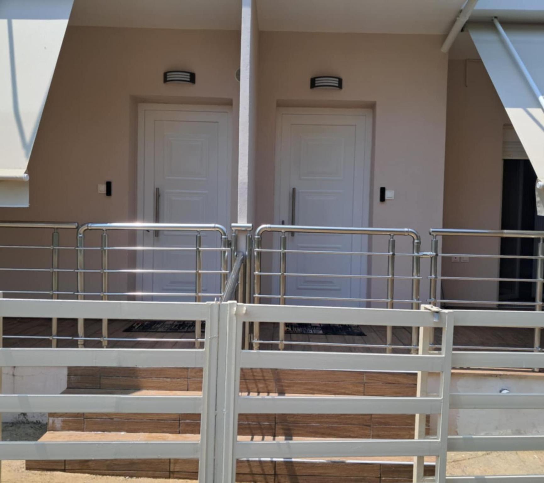 Ruby's Platamonas, Panel Hospitality Homes & *